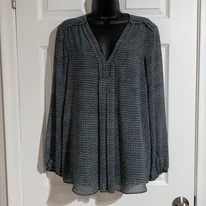 Max Studio V-Neck Peasant Style Blouse Sz M